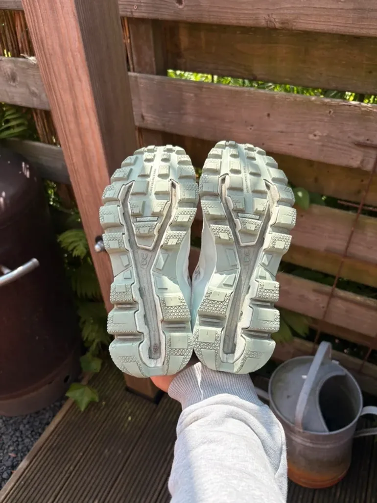 On Running Cloudventure bike d'occasion — image 7 sur 7
