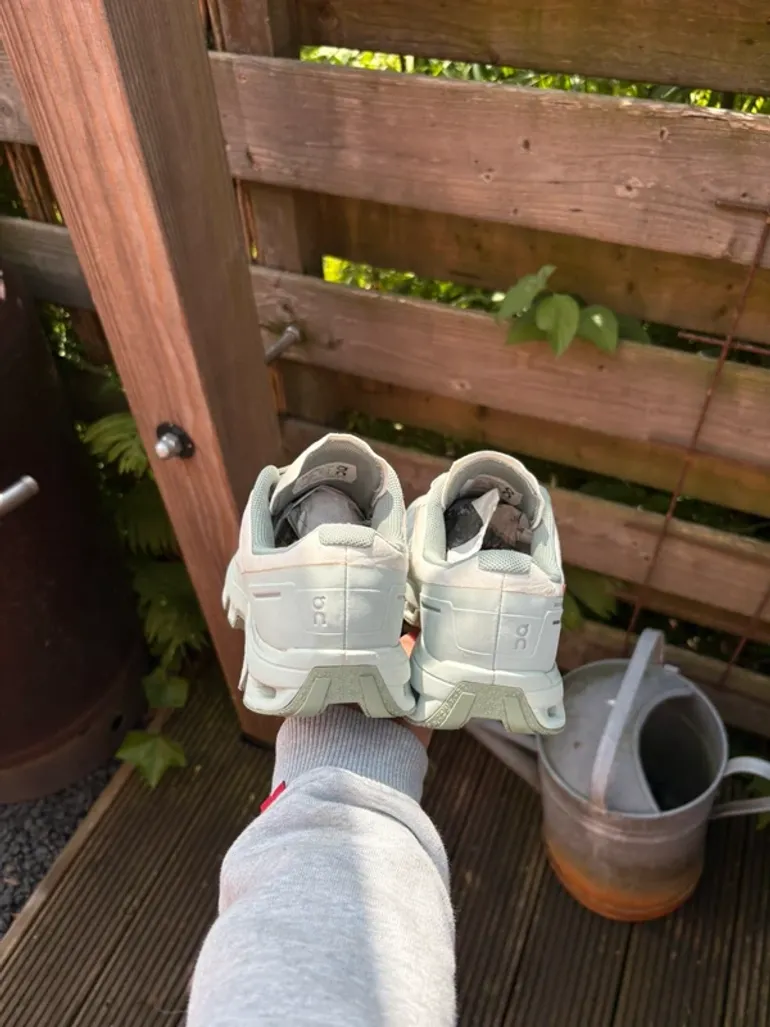 On Running Cloudventure bike d'occasion — image 4 sur 7