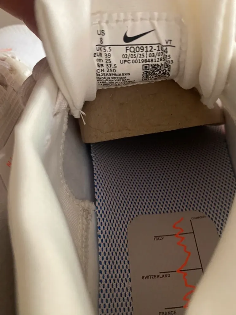 Used Pegasus React Trail 5 Goretex bike — image 8 of 9