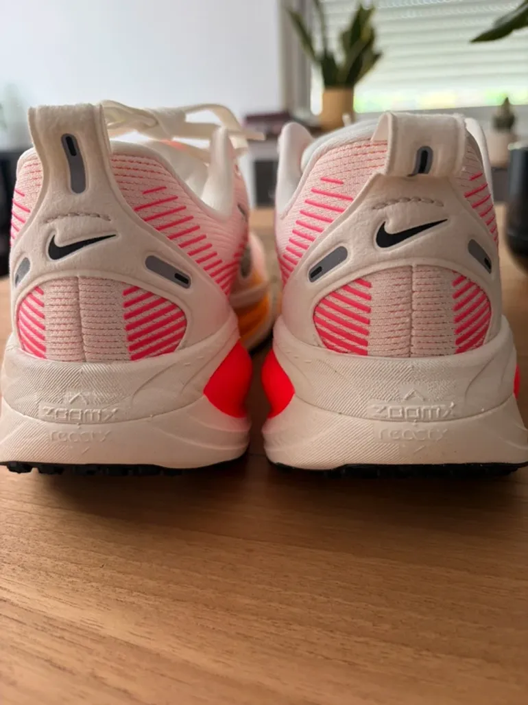Nike Vomero 18 bike de segunda mano — imagen 5 de 9