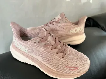 Used Rose Hoka Laufschuhe Größe 38 bike — image 2 of 5