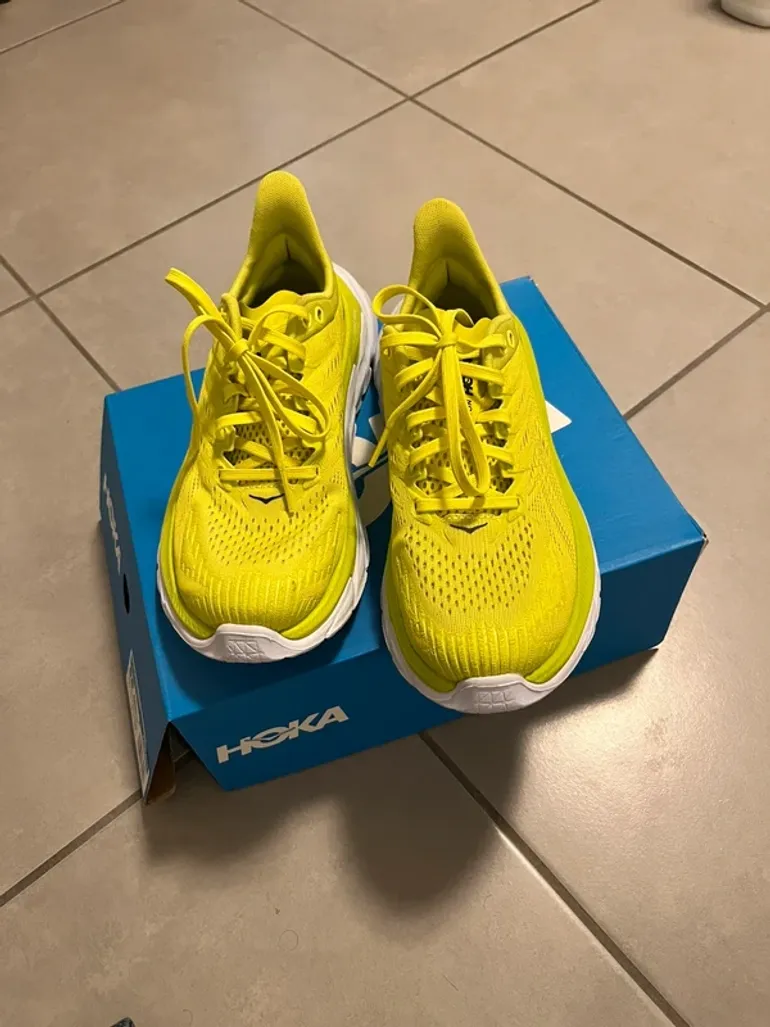 Used Hoka Running shoes bike — image 3 of 7