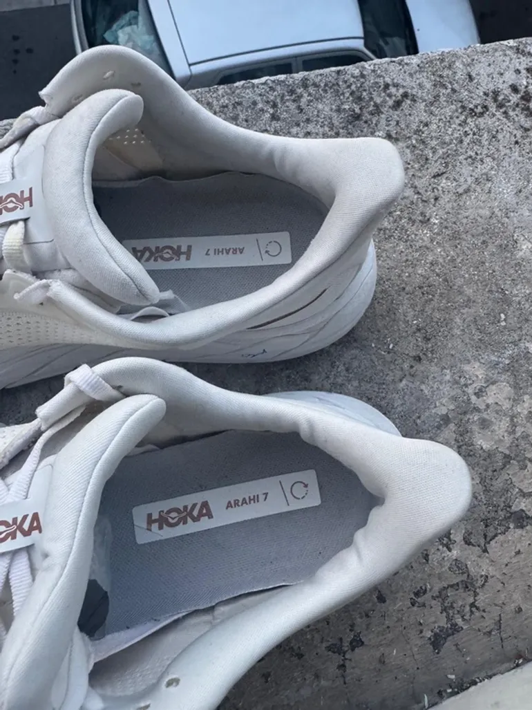 Used Hoka Arahi 7 bike — image 5 of 5
