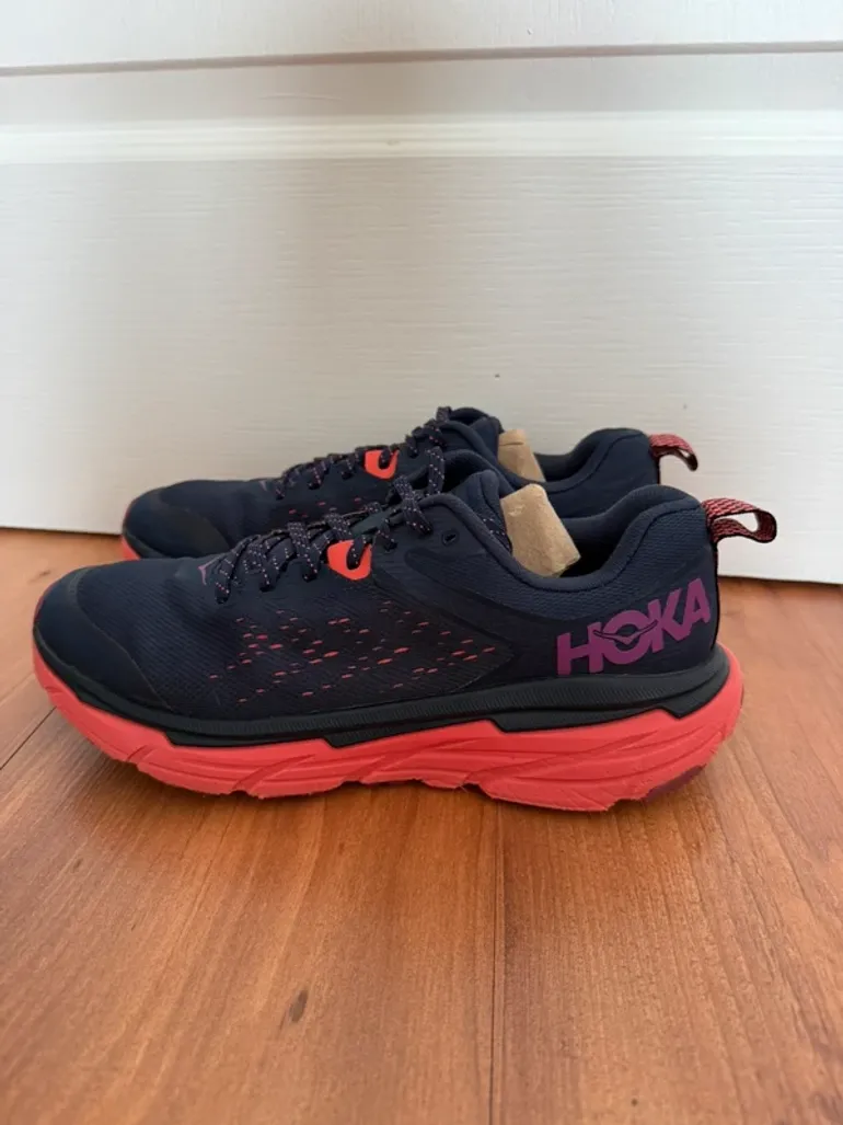 Used Hoka Challenger ATR 6 bike — image 3 of 6