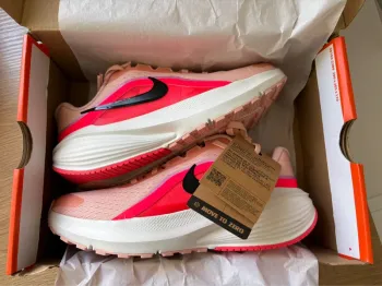 Used Orange Downshifter 14 Running Shoes