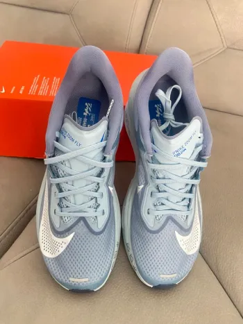 Used Nike Zoom fly 6 bike — image 2 of 13