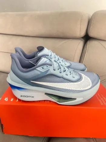Used Nike Zoom fly 6 bike — image 5 of 13