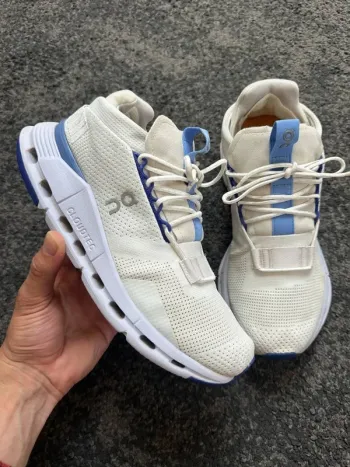 On Running Cloudnova 2 Running Shoes d'occasion