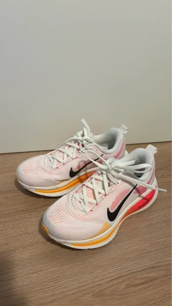 Brugt Nike Vomero Running Shoes