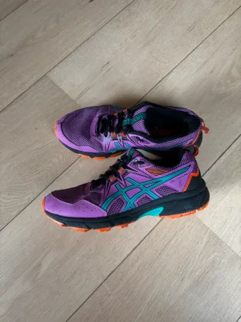 Used Asics Gel Venture 8 bike — image 3 of 5