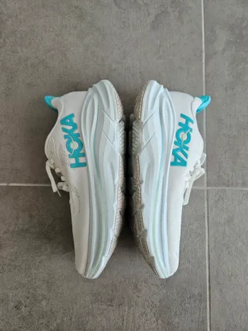 Used Hoka Clifton 10 bike — image 2 of 7