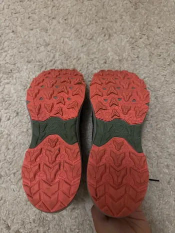 Used Asics Running Shoes bike — image 3 of 5