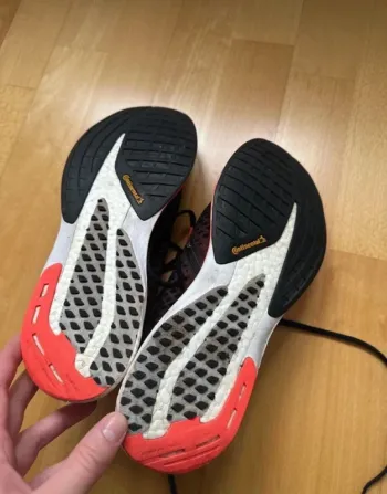 Brugt Adidas Laufschuhe Größe 42 bike — billede 3 af 7