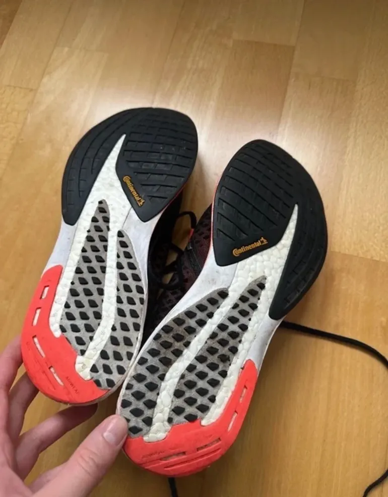 Brugt Adidas Laufschuhe Größe 42 bike — billede 3 af 7