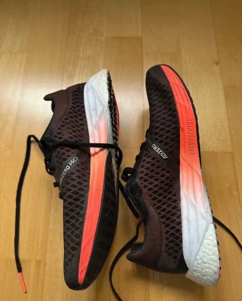 Brugt Adidas Laufschuhe Größe 42 bike — billede 2 af 7