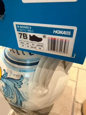 Used Hoka Bondi 9 bike — image 5 of 7