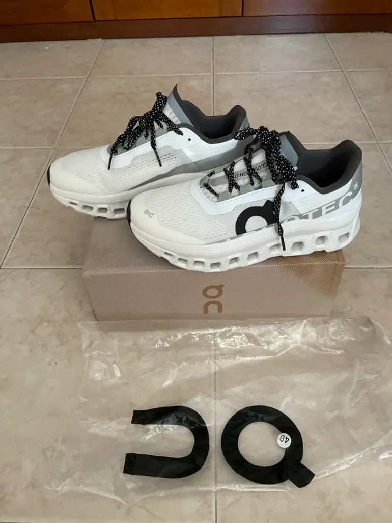 On Running Cloudmonster bike usato — immagine 6 di 6