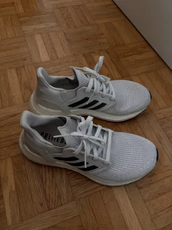 Używany Adidas Sneaker bike — zdjęcie 2 z 4