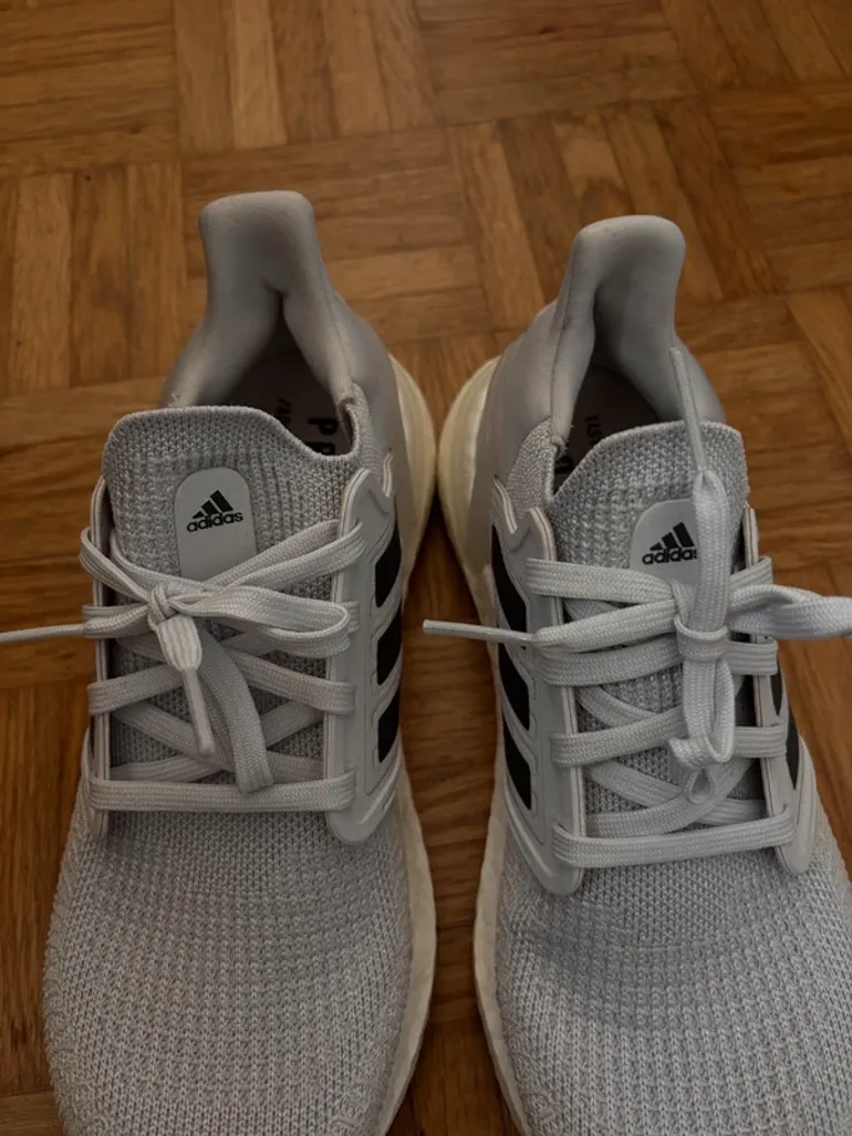 Używany Adidas Sneaker bike — zdjęcie 3 z 4