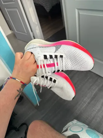 Nike Running Shoes bike d'occasion — image 2 sur 5