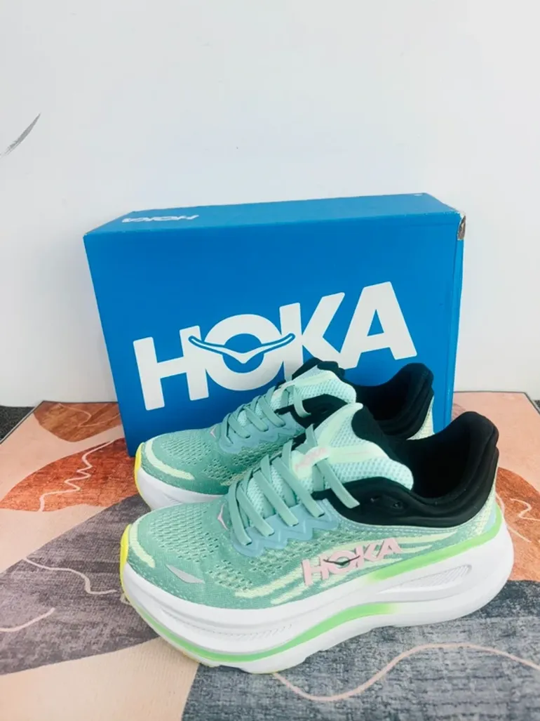 Used Hoka Chaussures pointure 40 bike — image 3 of 5