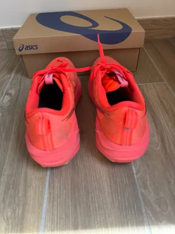 Käytetty Asics Novablast 5 bike — kuva 4 / 9