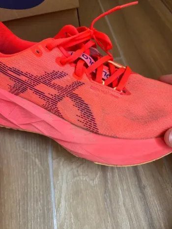 Käytetty Asics Novablast 5 bike — kuva 6 / 9