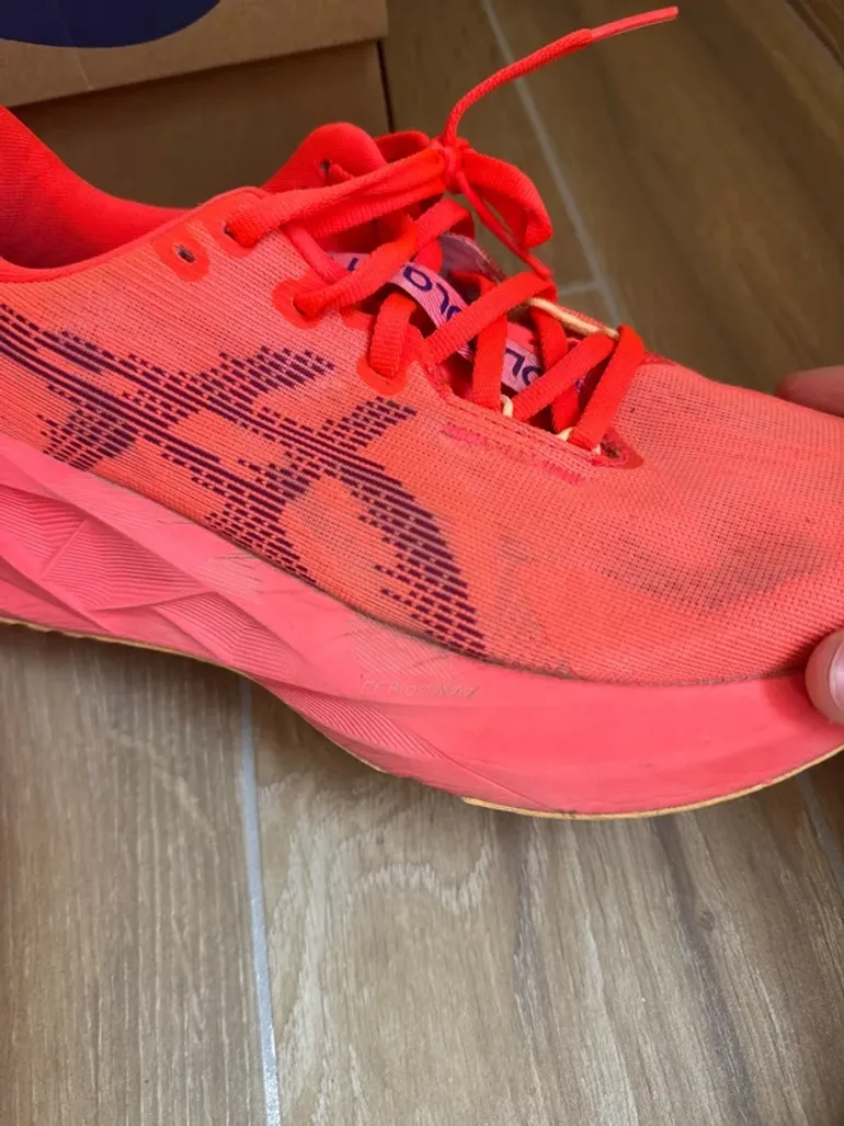 Käytetty Asics Novablast 5 bike — kuva 6 / 9