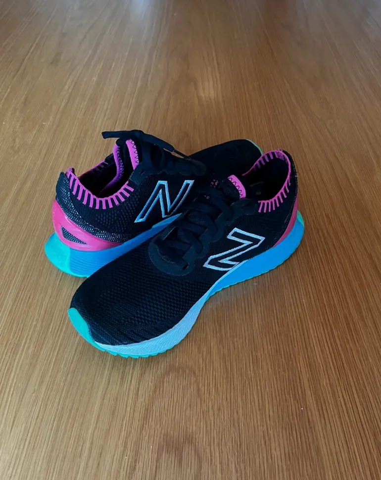 Used New Balance FuelCell Echo bike — image 3 of 5