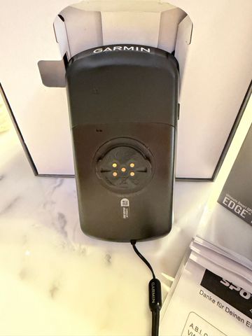 Używany Garmin Edge 1030 Plus Bundle 2021 bike — zdjęcie 3 z 13