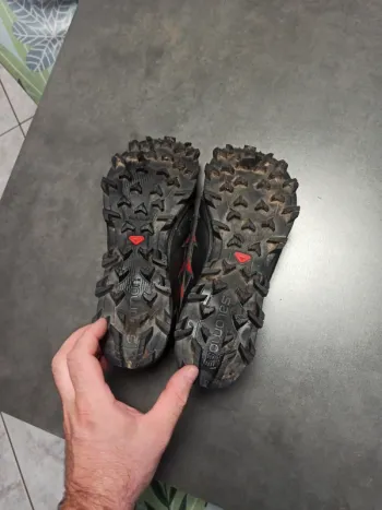 Used Salomon Trailrunning Shoes bike — image 5 of 5