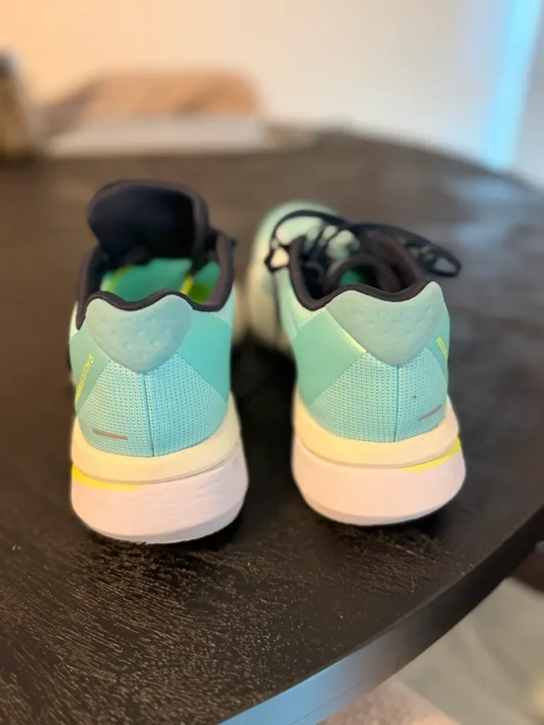 Used Adidas Adizero Boston 13 bike — image 5 of 7