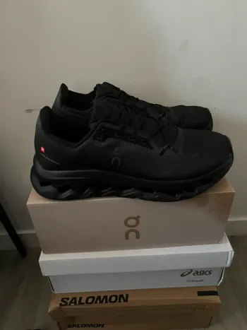 Použité On Running Cloud Running Shoes