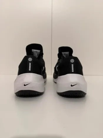 Použité Nike Zoom Fly 5 bike — obrázek 3 z 6