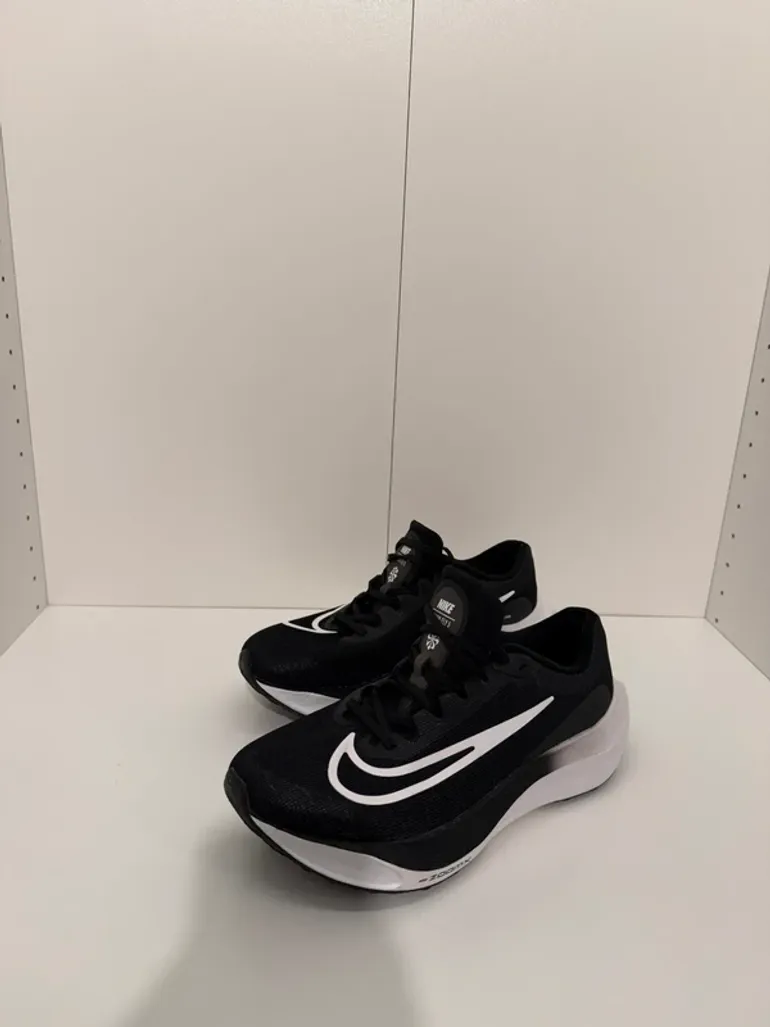 Použité Nike Zoom Fly 5 bike — obrázek 2 z 6