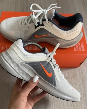 Käytetty Nike Quest 5 bike — kuva 4 / 9
