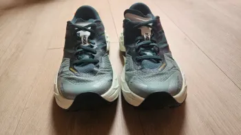 Used Hoka Speedgoat 7 bike — image 6 of 9
