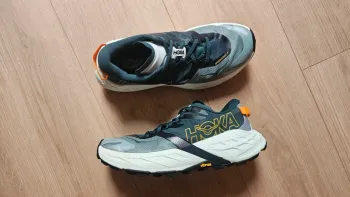 Used Hoka Speedgoat 7 bike — image 2 of 9
