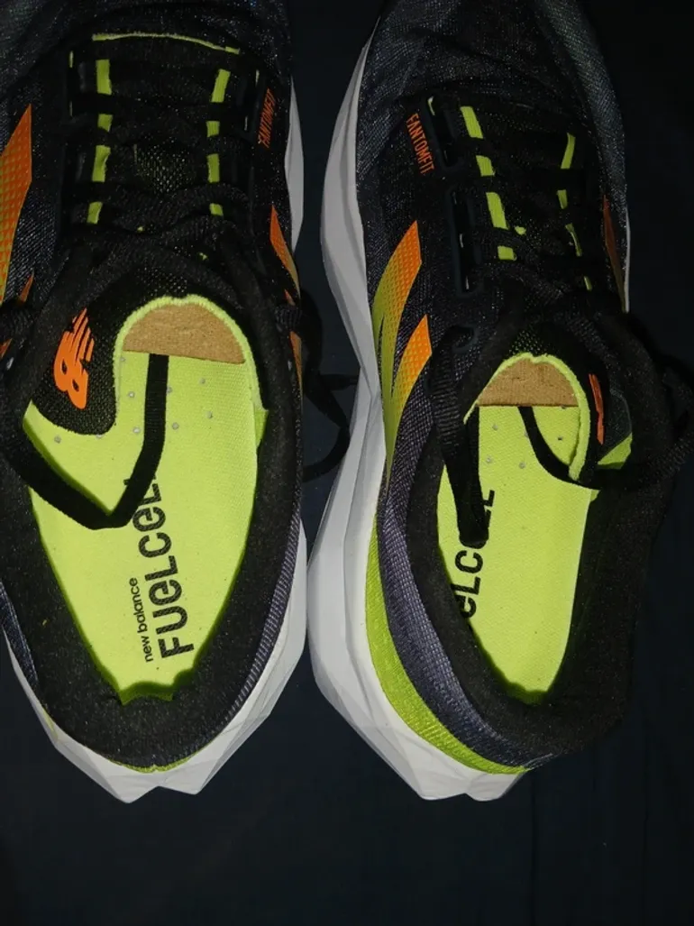 New Balance Rebel V4 bike d'occasion — image 7 sur 9
