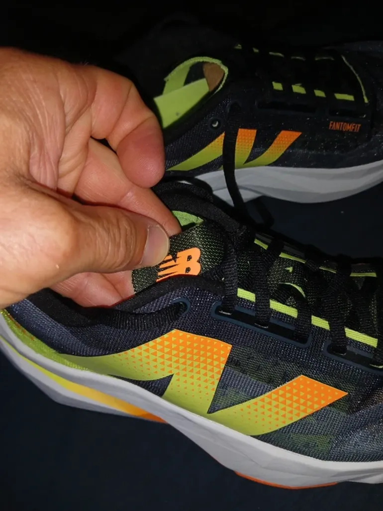 New Balance Rebel V4 bike d'occasion — image 2 sur 9