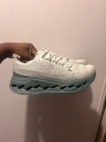 On Running Cloudsurfer Max Running Shoes usato