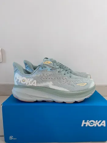 Used Hoka Clifton 9 Running Shoes