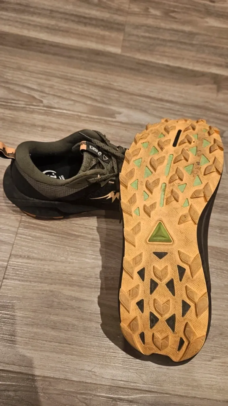 Used Asics Trabuco 13 bike — image 4 of 7