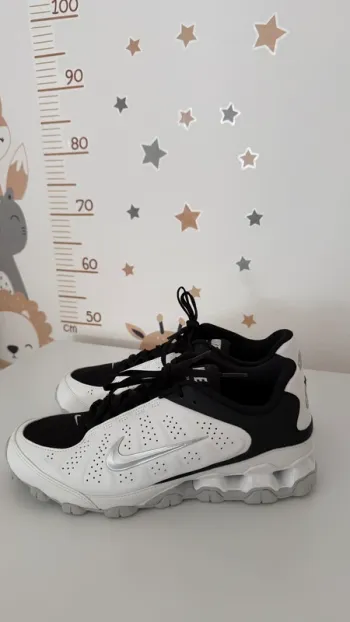 Used Nike Schuhe 43 Running Shoes