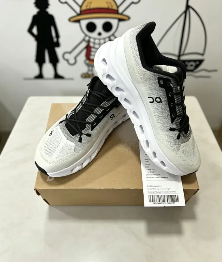 On Running Cloutilt bike usato — immagine 4 di 5