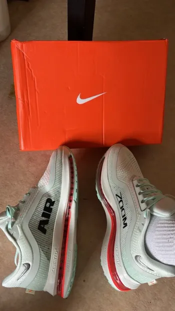 Pegasus Nike Premium bike d'occasion — image 4 sur 4