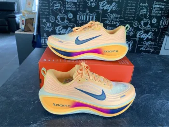 Použité Nike Vomero Plus Running Shoes