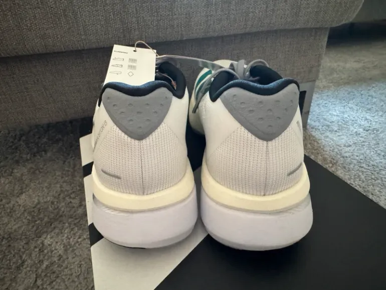 Used Adidas Adizero Boston 13M bike — image 3 of 8