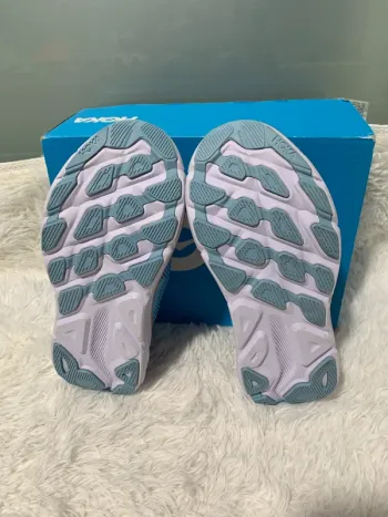 Used Hoka Chaussure blanche taille 44 bike — image 2 of 8