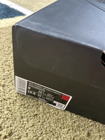 Used Nike ZoomX Vaporfly Next% bike — image 12 of 12